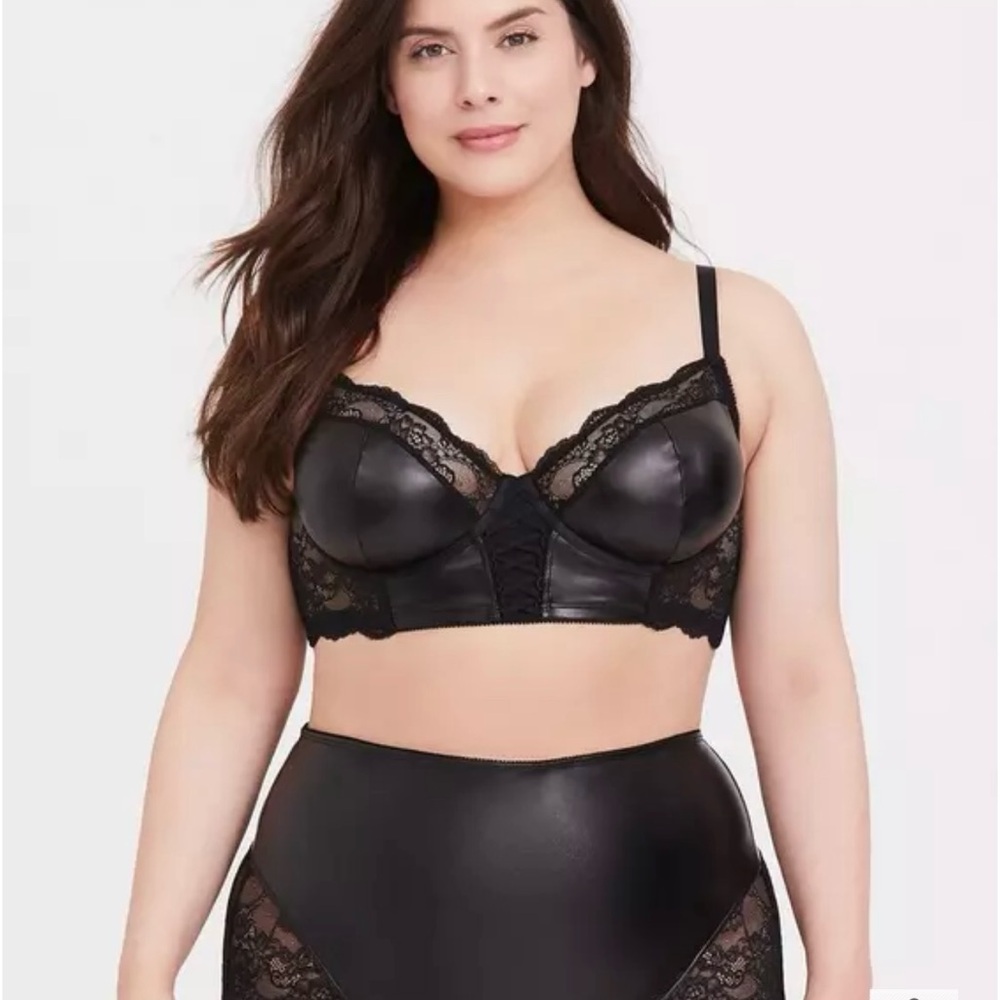 NWT 🎉 Torrid Black Faux Leather & Lace Bralette and High Waisted Panty
